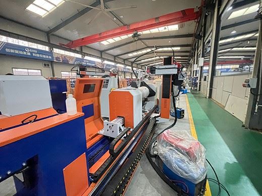 Automatic Circumferential And Straight Seam Integrated Welding Machine factory